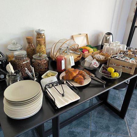 Versilia - Pietrasanta - Le Colmate Guesthouse Tonfano Buitenkant foto