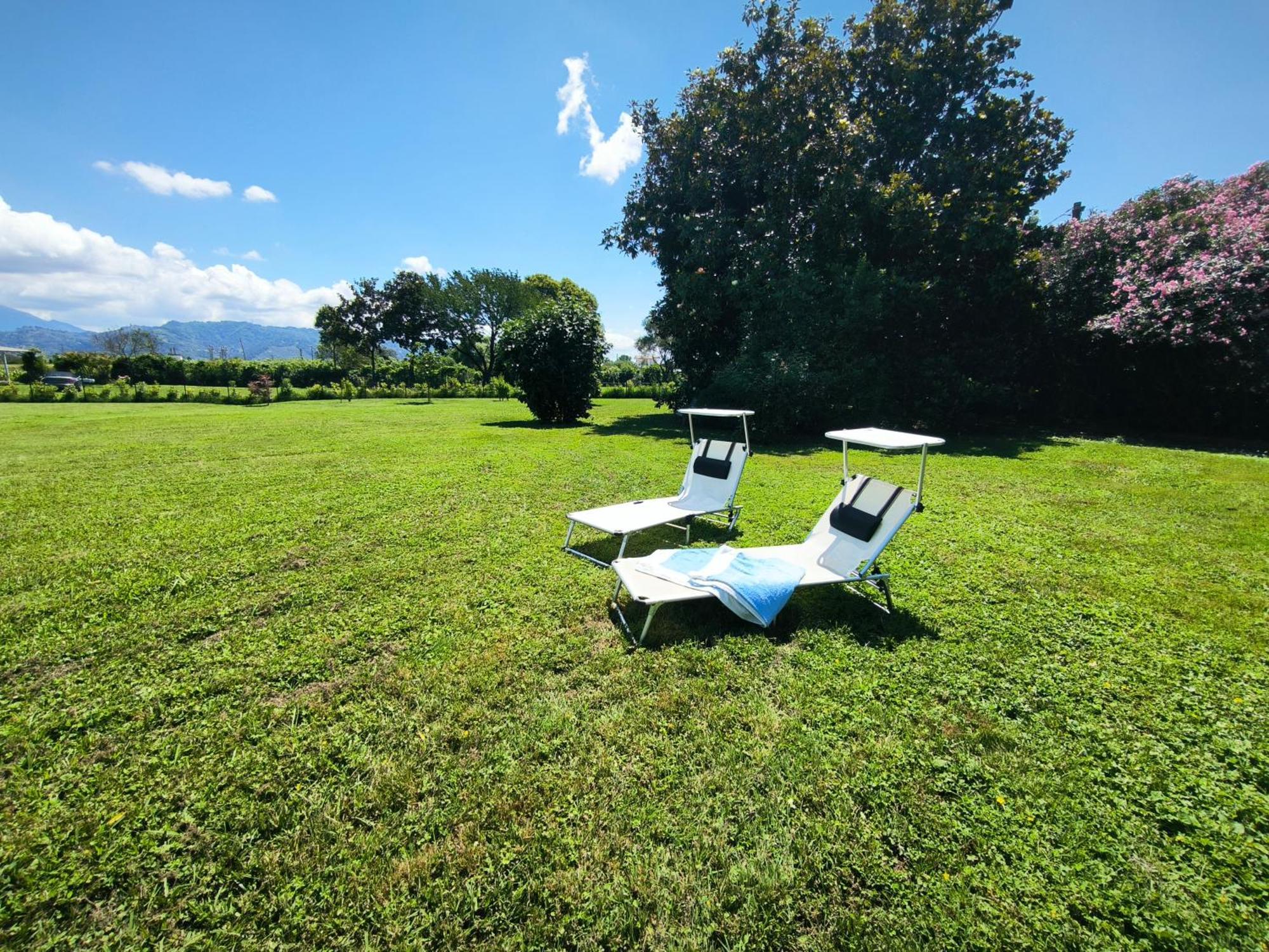 Versilia - Pietrasanta - Le Colmate Guesthouse Tonfano Buitenkant foto