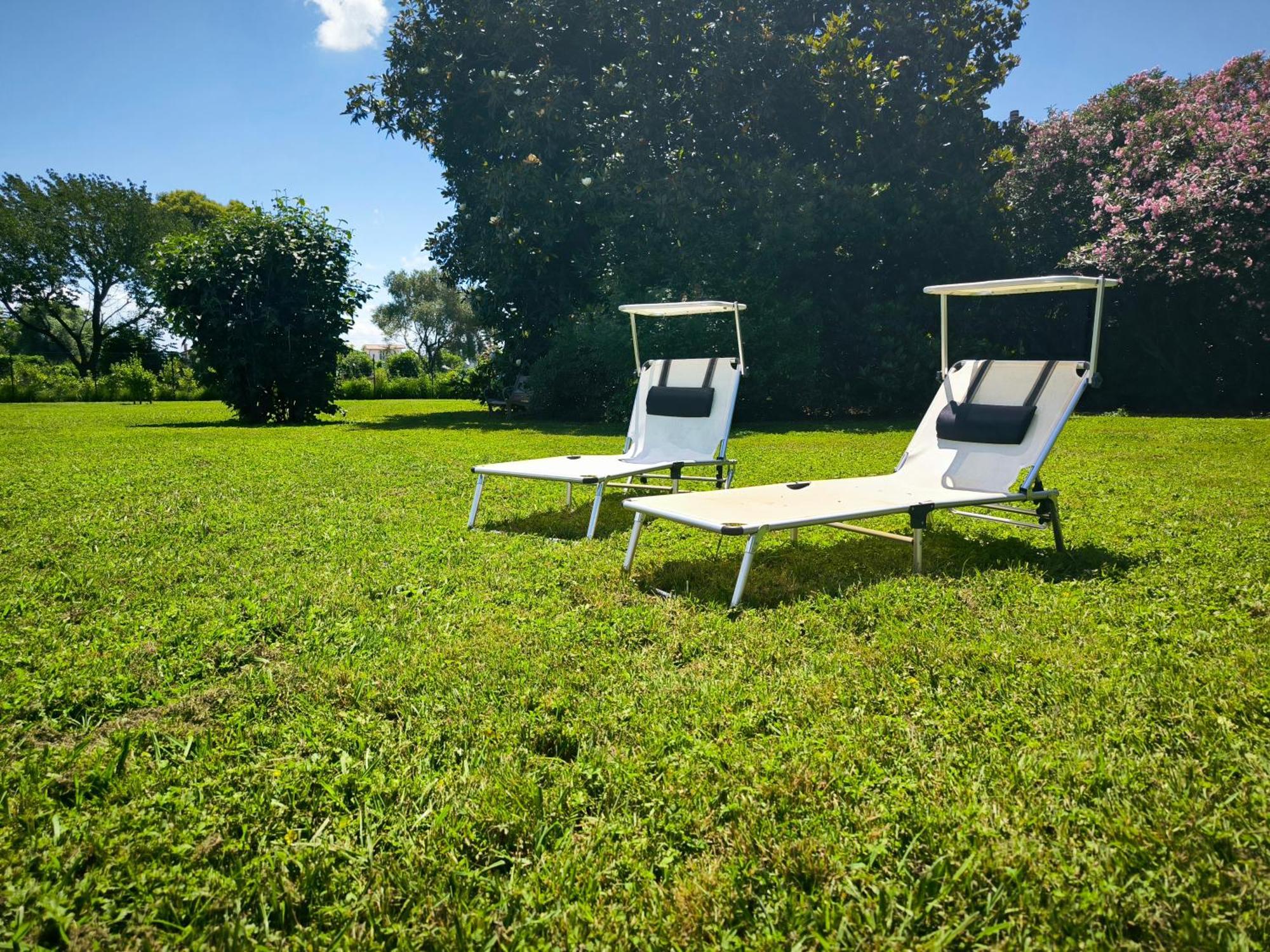 Versilia - Pietrasanta - Le Colmate Guesthouse Tonfano Buitenkant foto