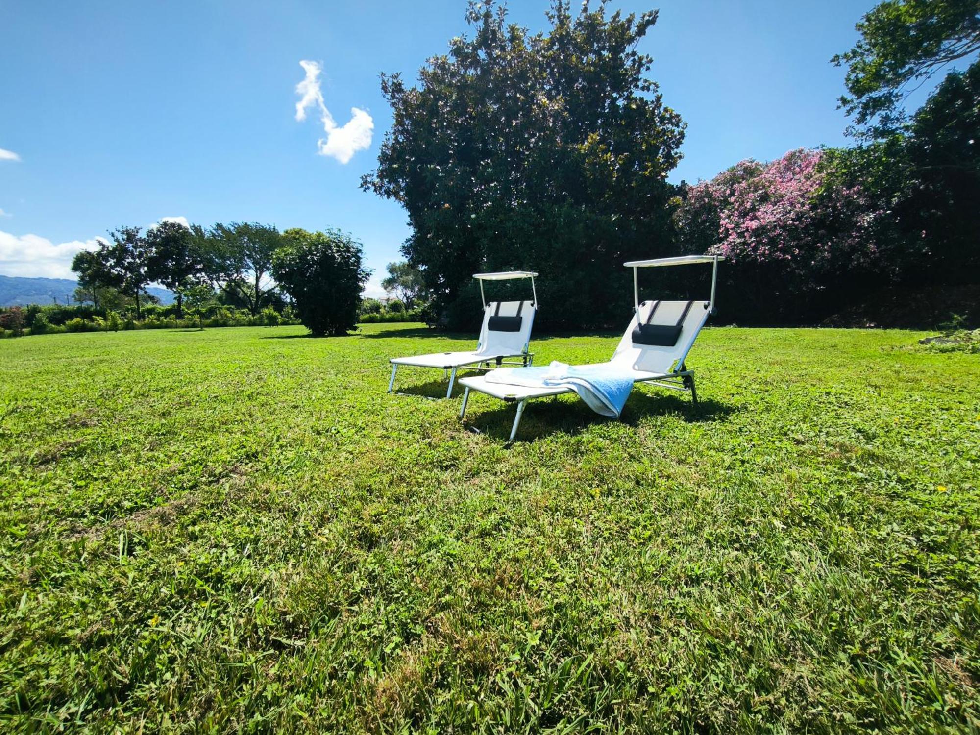 Versilia - Pietrasanta - Le Colmate Guesthouse Tonfano Buitenkant foto