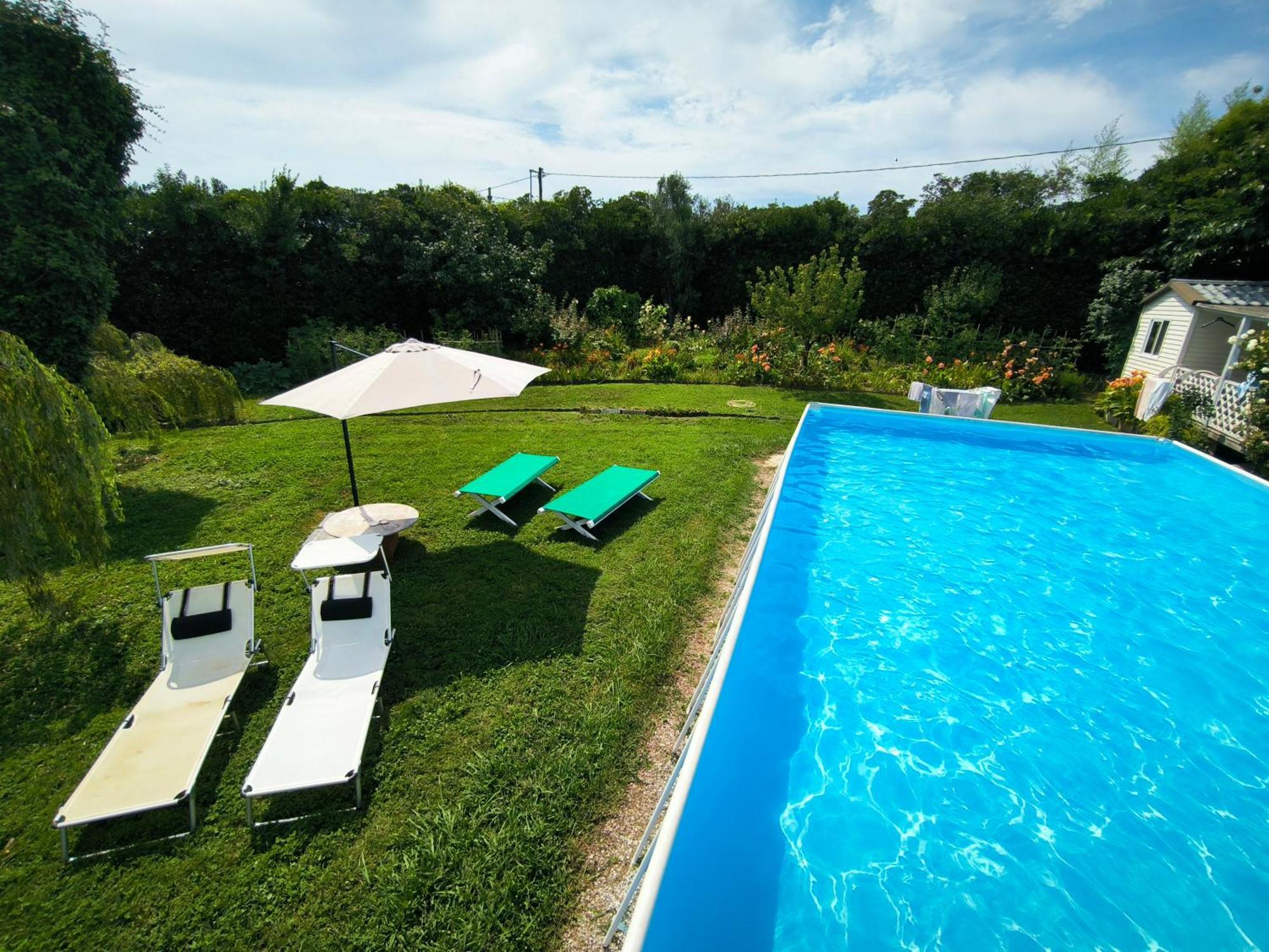 Versilia - Pietrasanta - Le Colmate Guesthouse Tonfano Buitenkant foto