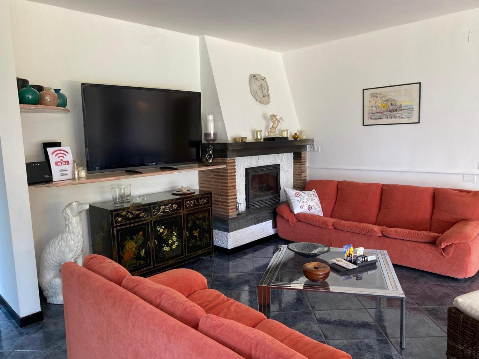 Versilia - Pietrasanta - Le Colmate Guesthouse Tonfano Buitenkant foto